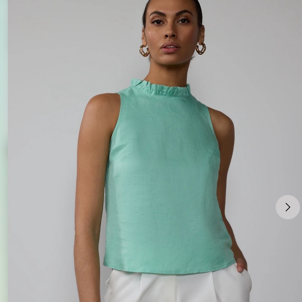 New York & Company Ruffle Neck Linen Tank Top in Ocean Wave